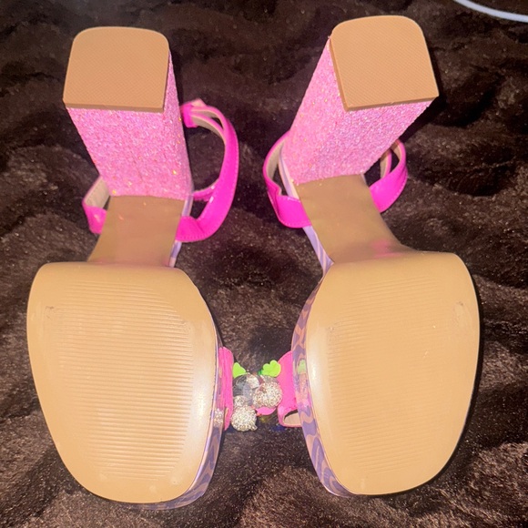 Betsey Johnson Pink Floral Embellished Sandals - Picture 3 of 3